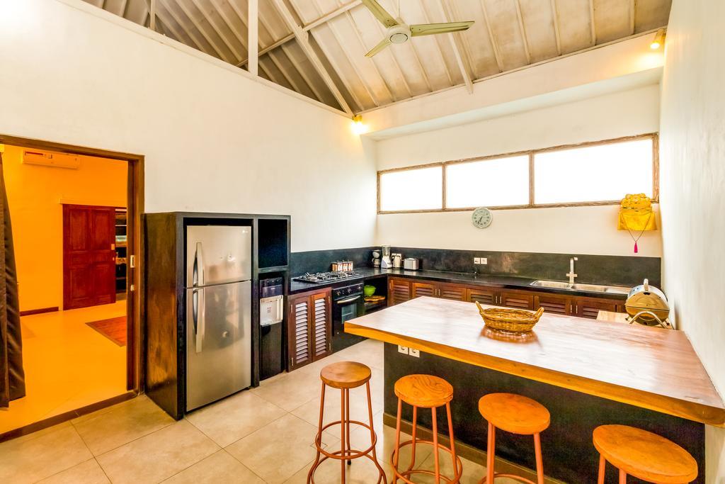 Villa Camelia Seminyak Esterno foto