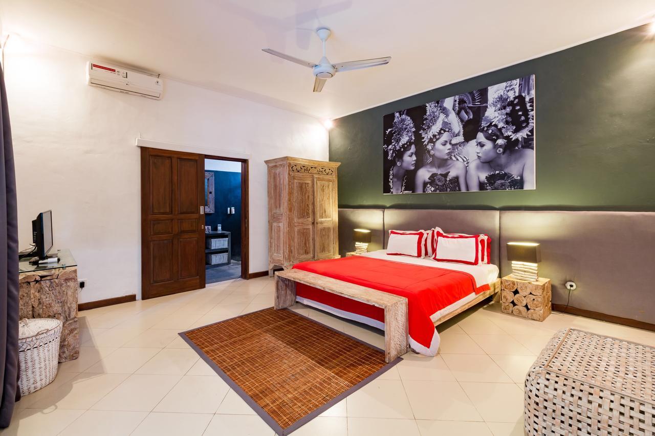 Villa Camelia Seminyak Esterno foto