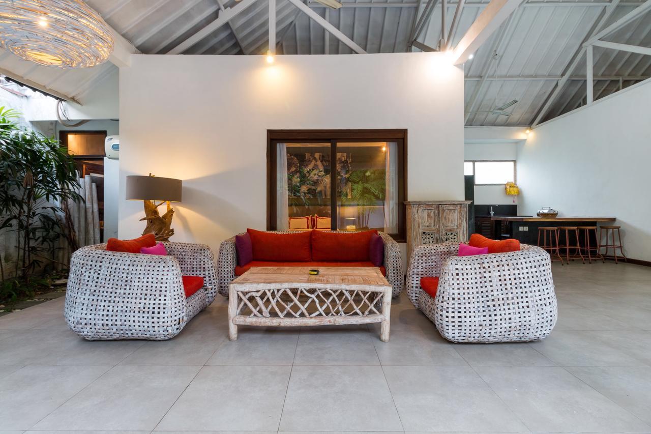 Villa Camelia Seminyak Esterno foto