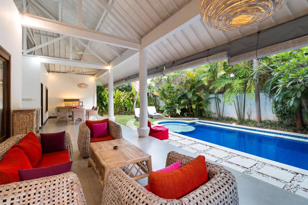 Villa Camelia Seminyak Esterno foto